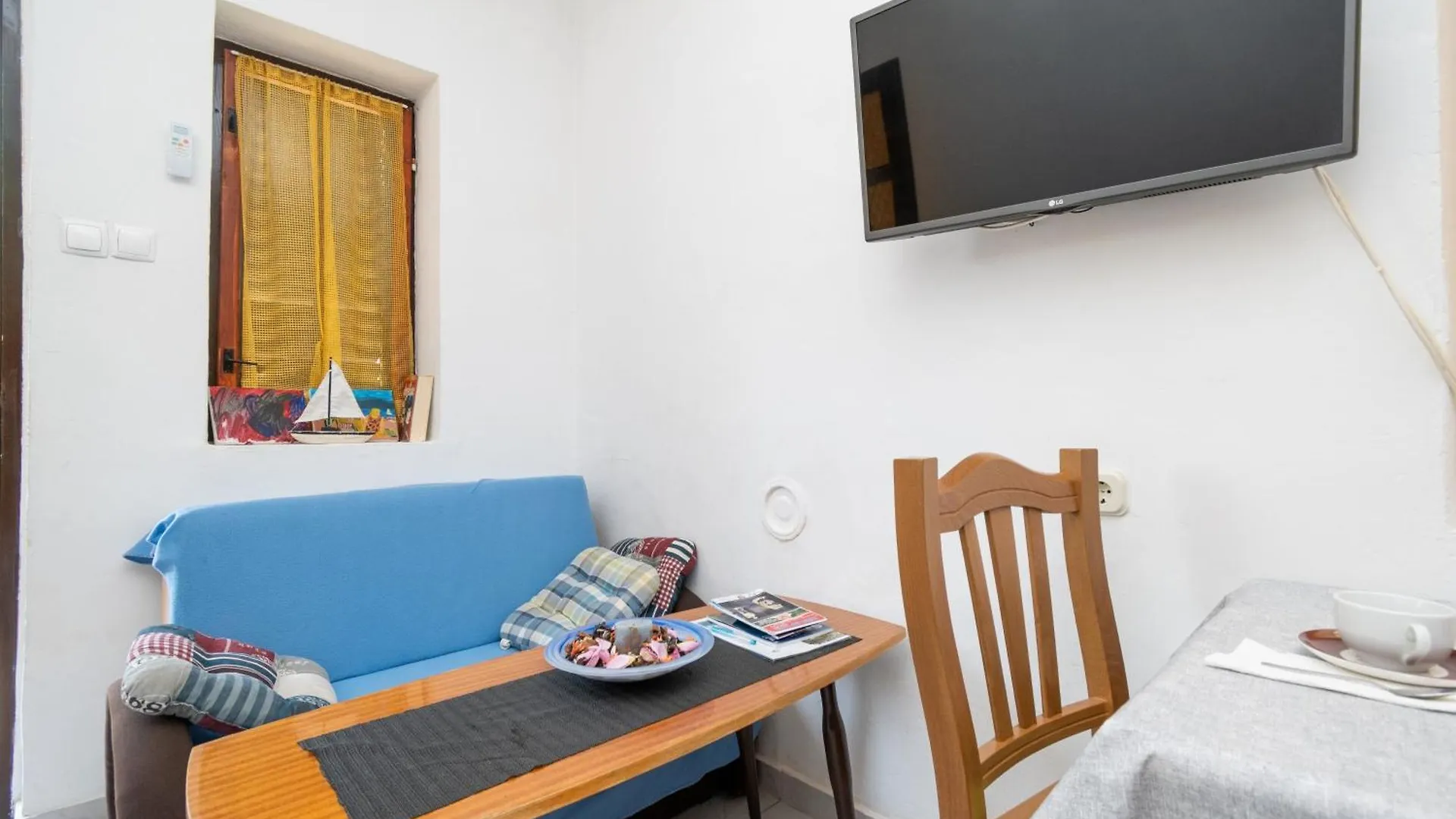 Holiday home Seaside Holiday House Preko, Ugljan - 21106 Poljana